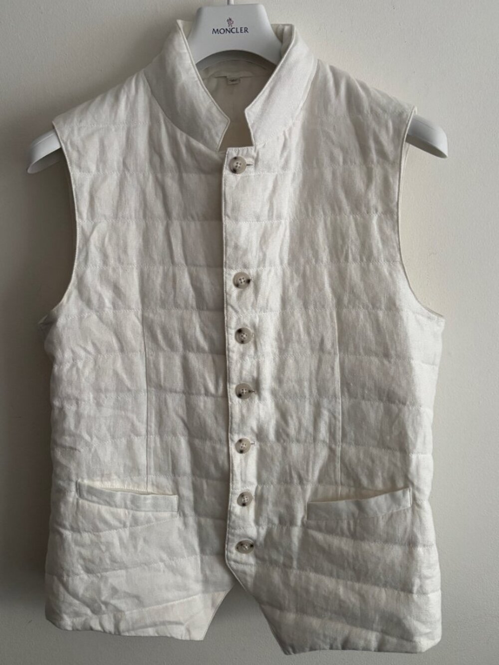 Suitsupply White Linen Goose Down Padded Waistcoat Vest/ Gilet - Medium
